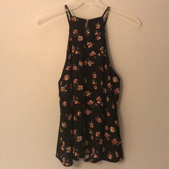 Sleeveless Floral Top - Picture 1 of 4